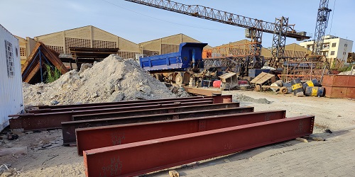 crane with steel beams
